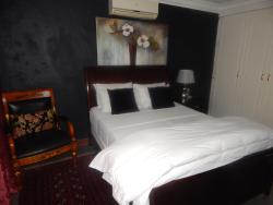 Corner Room with Jacuzzi